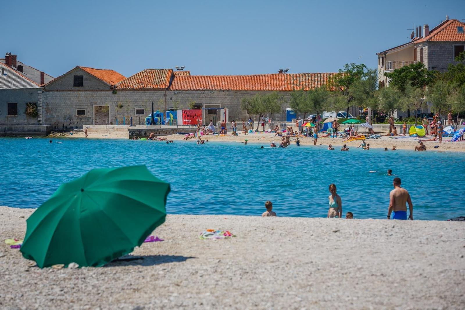 Apartments With A Parking Space Kastel Stari, Kastela - 22590 Exterior photo